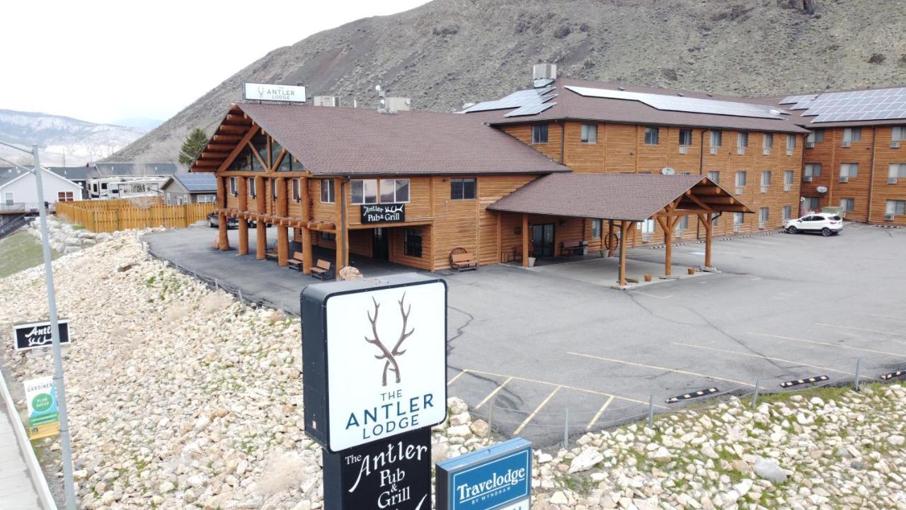 The Antler Lodge - Gardiner Exterior photo