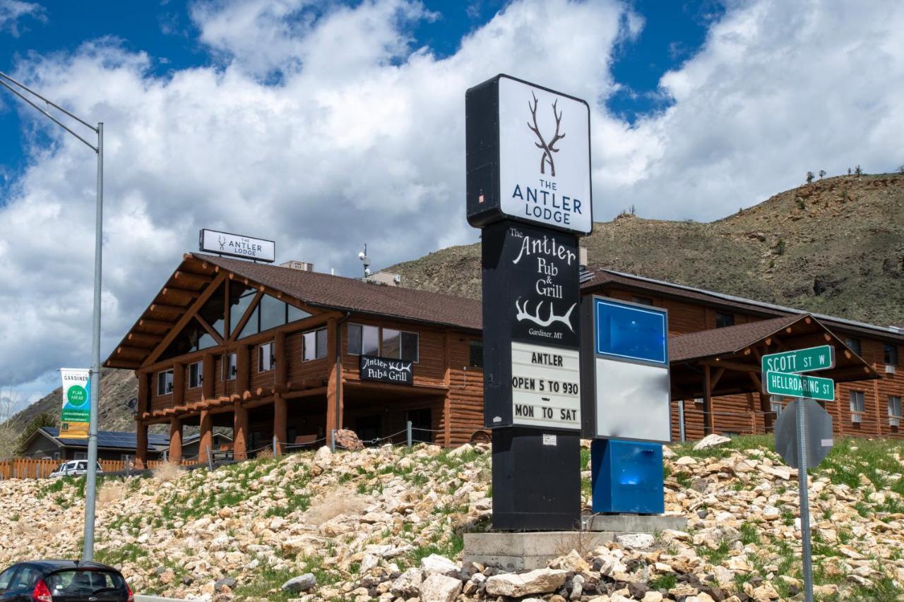 The Antler Lodge - Gardiner Exterior photo