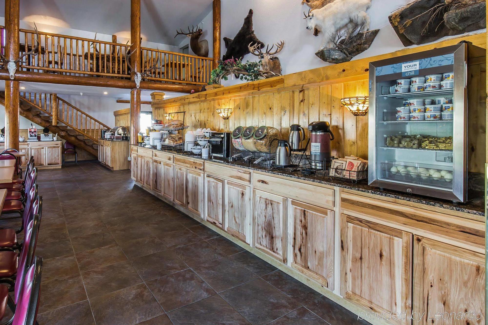 The Antler Lodge - Gardiner Exterior photo
