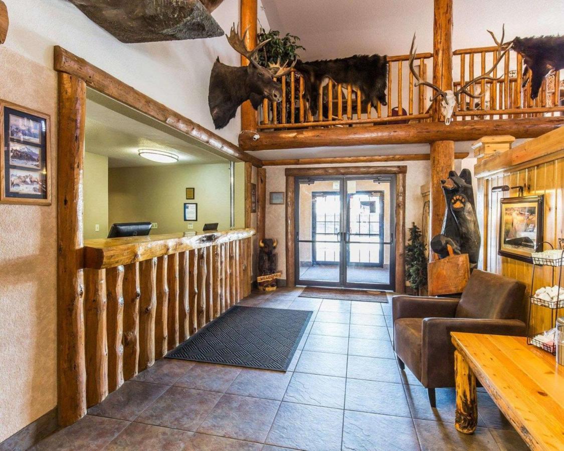 The Antler Lodge - Gardiner Exterior photo