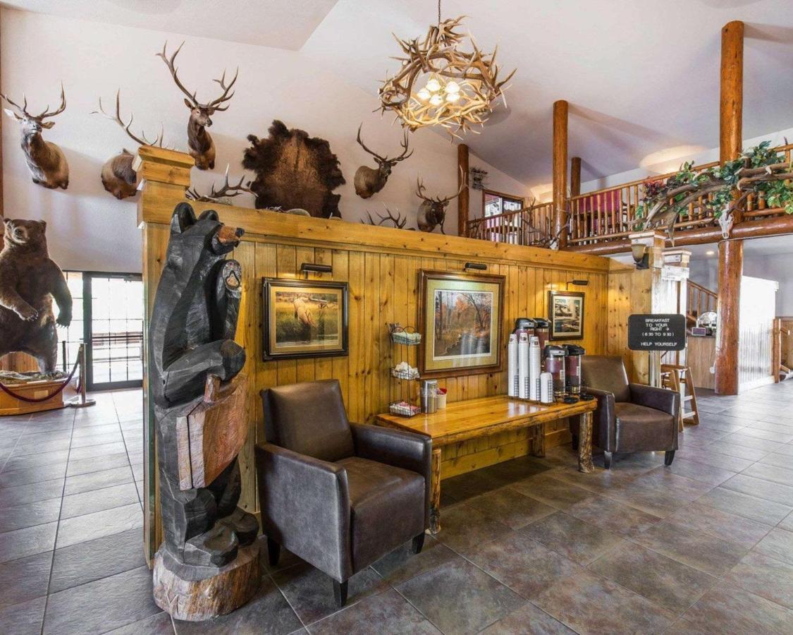 The Antler Lodge - Gardiner Exterior photo